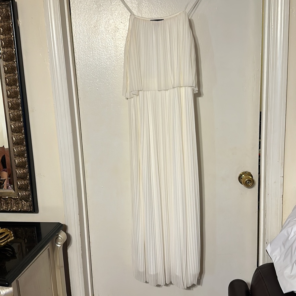 MNG COLLECTION WOMENS BEAUTIFUL RUFFLED MAXI DRESS SIZE XS LIKE NEW